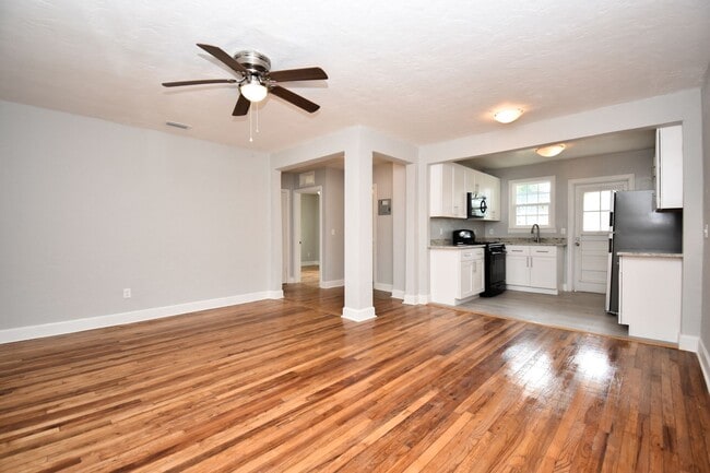 Photo - Third Avenue Apartments