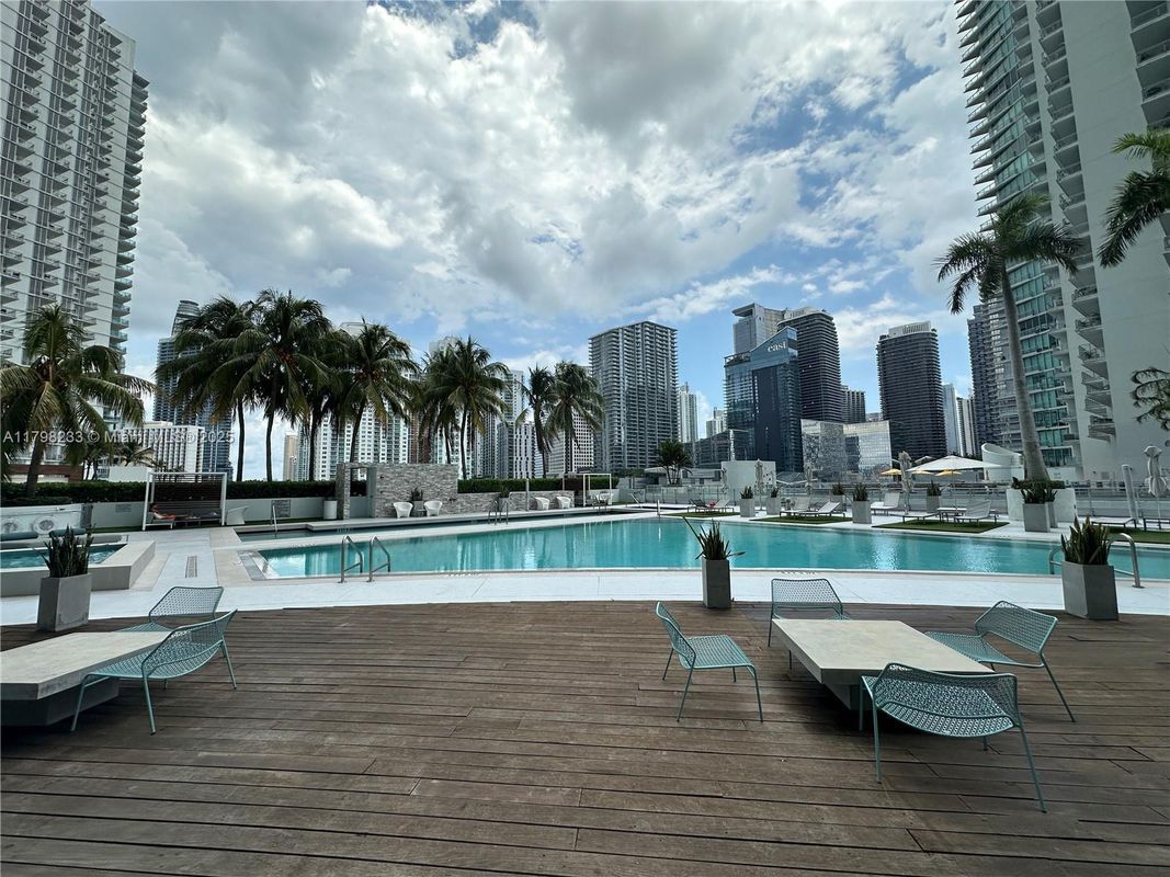 Photo - 90 SW 3rd St Rental
