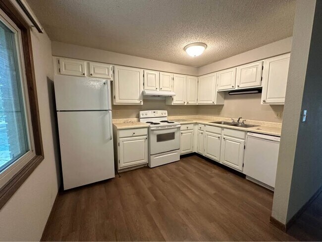 700 19th Ave Unidad D4