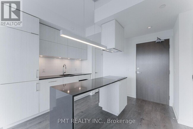 Photo - 20 Richardson St Unit 1604