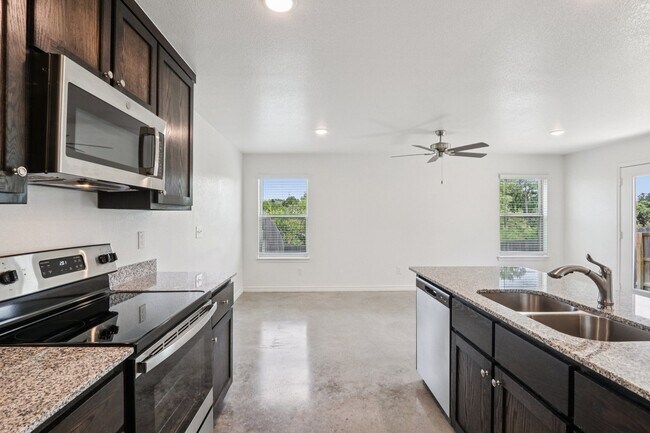 Photo - The Laramie at Warriors Path