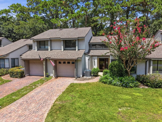 Photo - 114 Gleneagles Dr