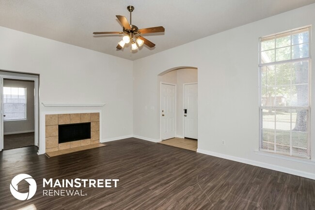 Photo - 7040 Millers Glen Way