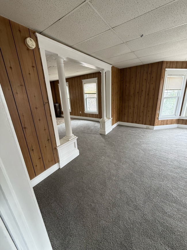 Photo - 320 Lincoln St