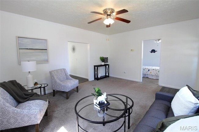 Photo - 413 N Center St