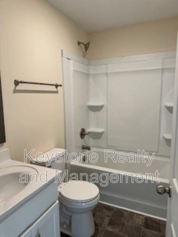 Photo - 155 Mace Ln