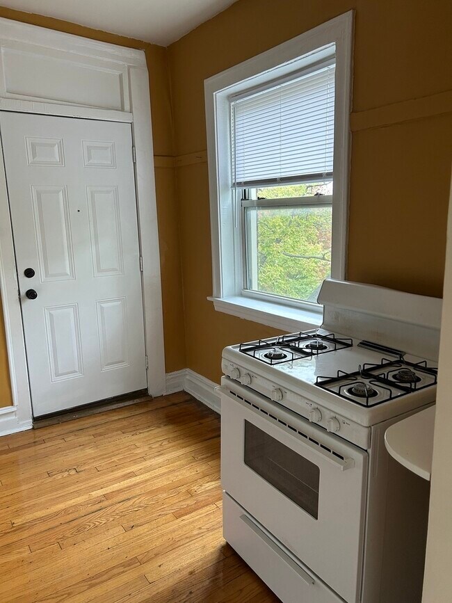 Photo - 4955 N Whipple St Unit 3E