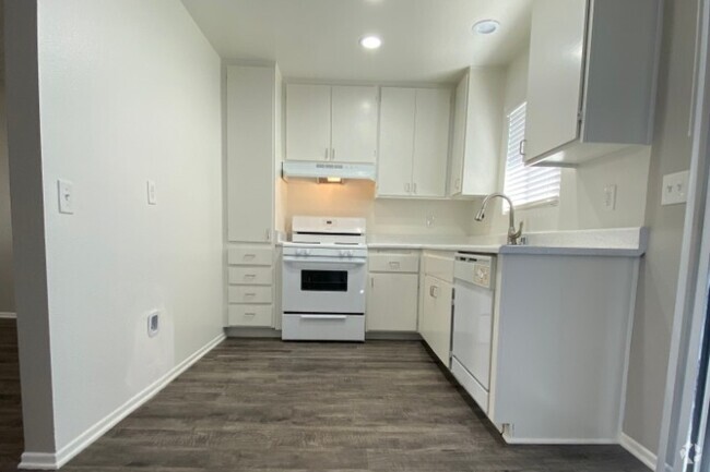 Kitchen - Northwoods Rental