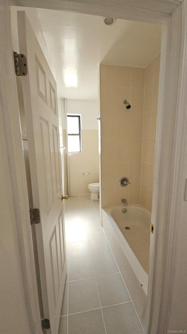 Photo - 76 Bay 23rd St Unit B2