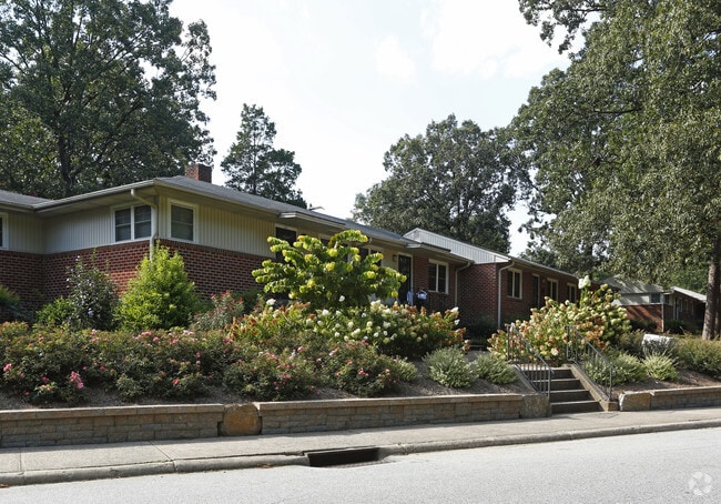 Glen Lennox Apartments