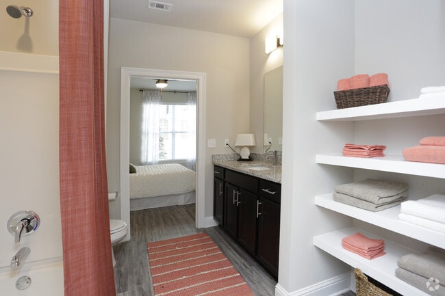 Silver Oaks Apartments