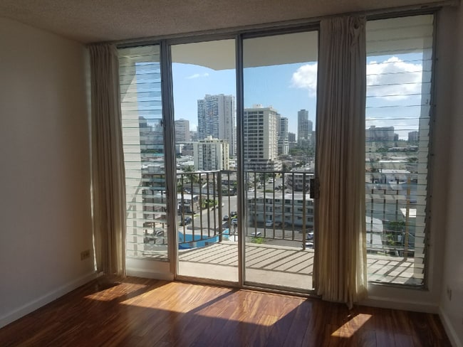 Photo - 2121 Algaroba St Unit 905