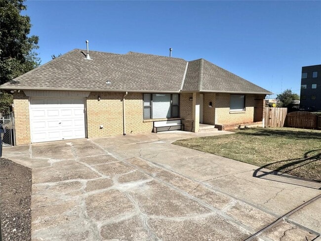 Photo - 1101 W Wilshire Blvd