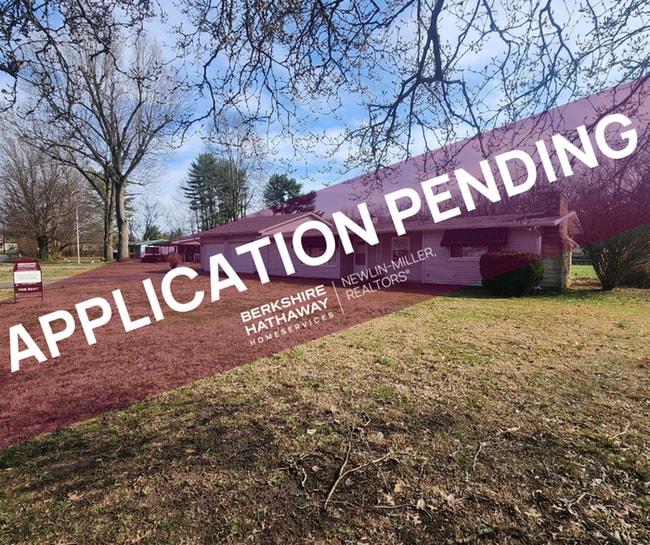 Building Photo - 3 bedroom, 1 bath home located on the east side just minutes from Deming Park