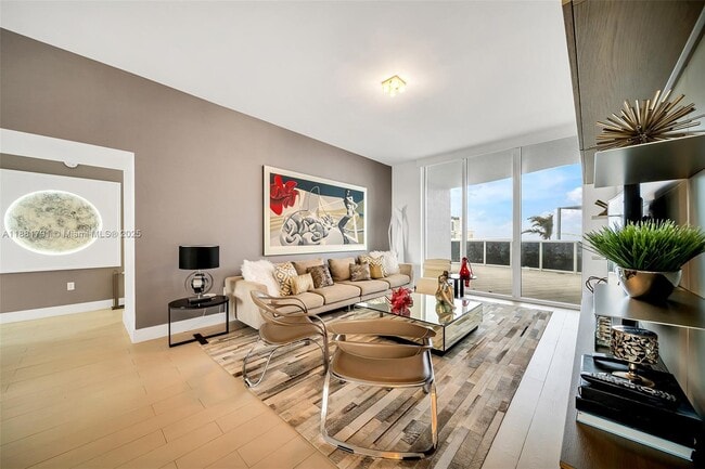 Photo - 15901 Collins Ave Unidad 404