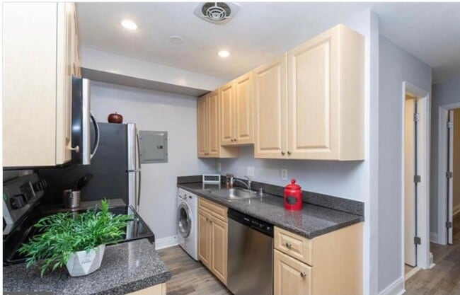 Photo - Spacious and Newly Remodelled at the Fairm...