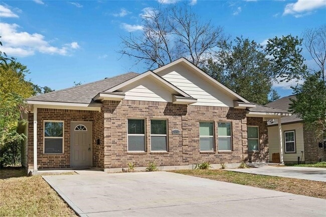 Photo - 5105 Southwind St