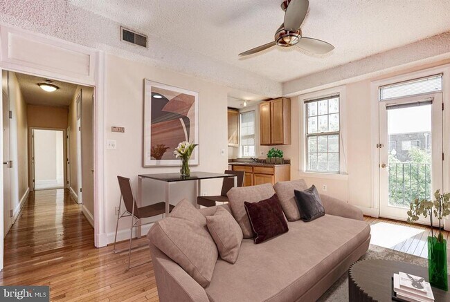 Photo - 1401 Columbia Rd NW Unit 215