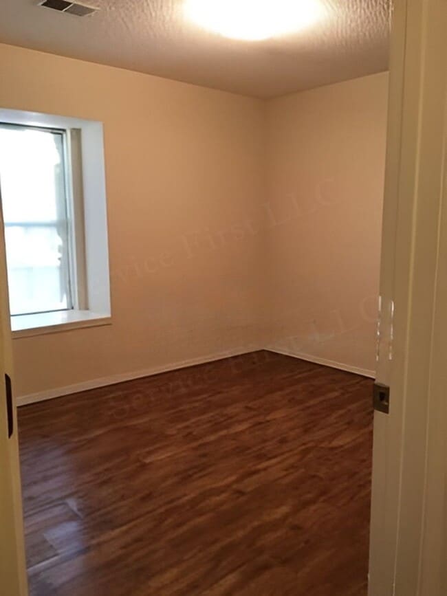 Photo - Buffalo Apartments (Bison Terrace) Unit 201 (103)