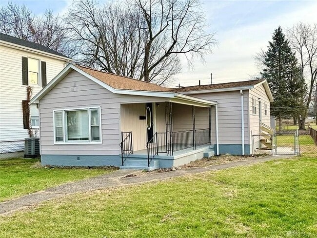 Building Photo - 3210 Illinois Ave