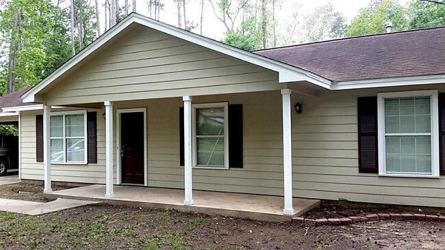 Building Photo - 15353 Kickapoo Trail Rental