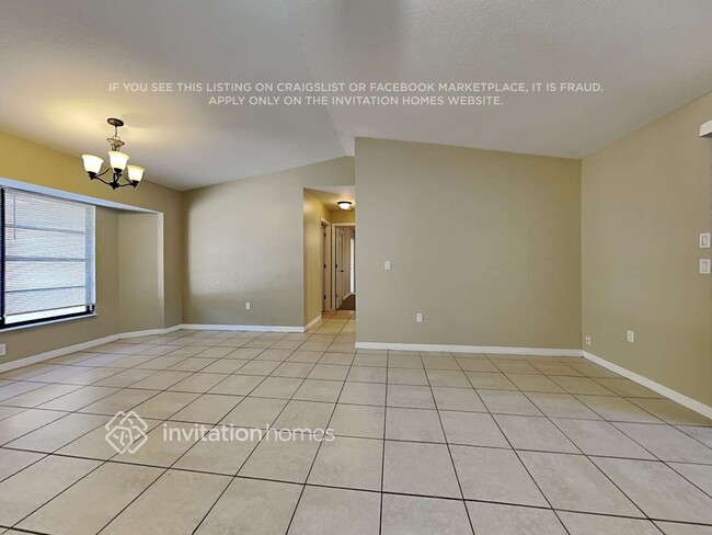 Photo - 845 Alderwood Way