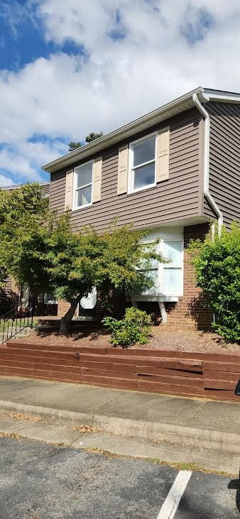 Building Photo - 377 E Montcastle Dr Rental