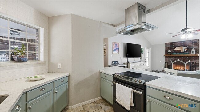 Photo - 19 Pebblebrook Ln