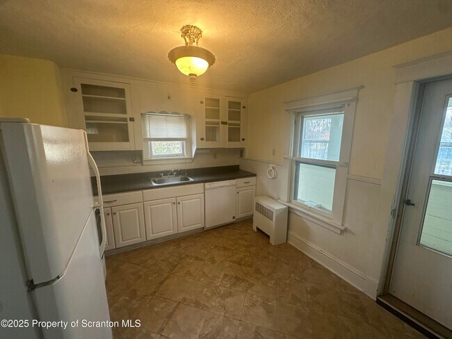 Photo - 1906 Farr St