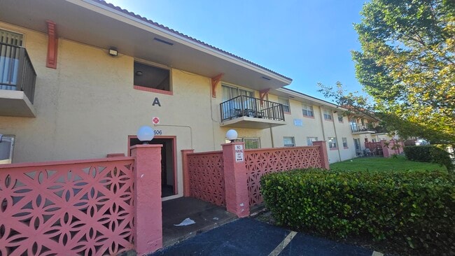 Photo - 11606 NW 29th St Unit 1a