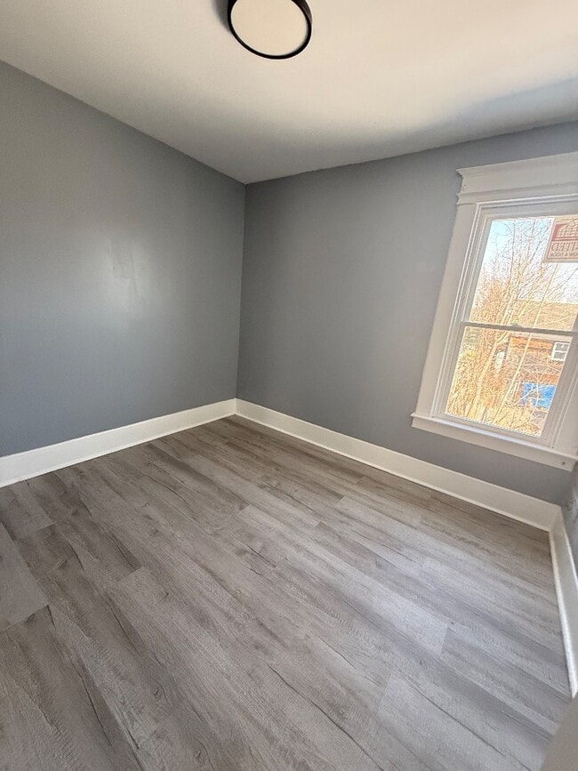 Photo - 912 Saratoga St