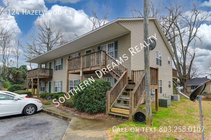 Photo - 124 Hazelwood Ct