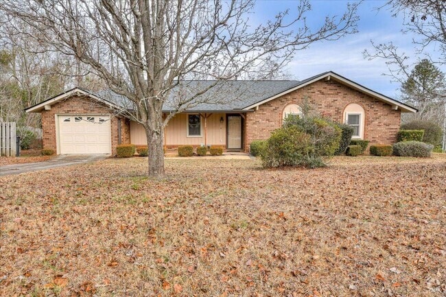 Building Photo - 3 Bedroom 2 Bath W/ Garage Hephzibah! Rental