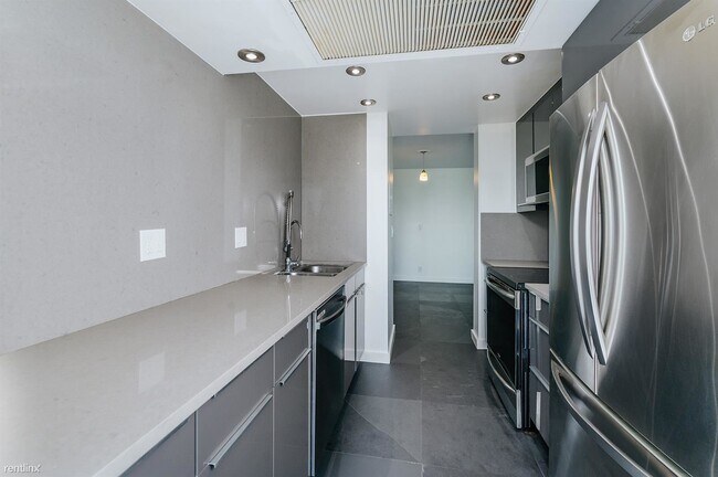 Photo - 2 br, 2 bath Condo - 2715 N Ocean Blvd Apt 4B Unit Apt 4B