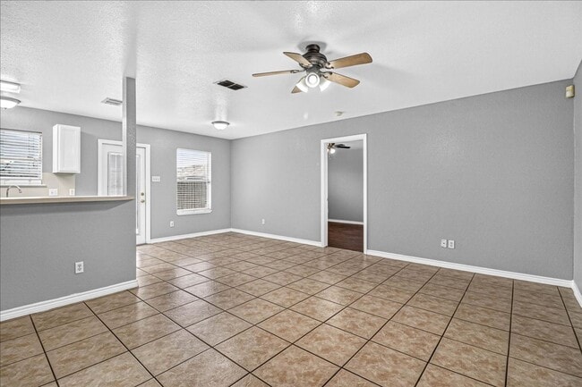 Photo - 6810 Blue Skyway Dr