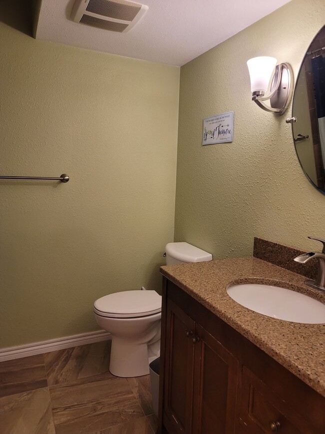 Photo - 5912 Kennedy Dr