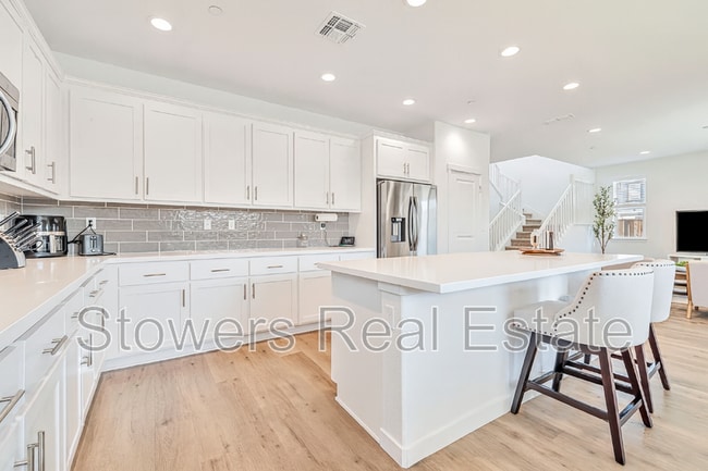 Photo - 5390 Clauzetto Wy