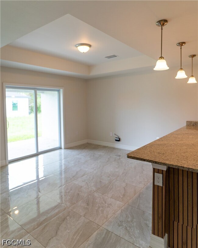 Photo - 941 Jaguar Blvd