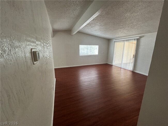 Building Photo - 1405 E McWilliams Ave