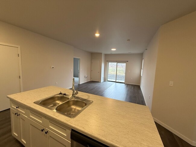 Photo - Northern Point Apartments Unidad 1104-111