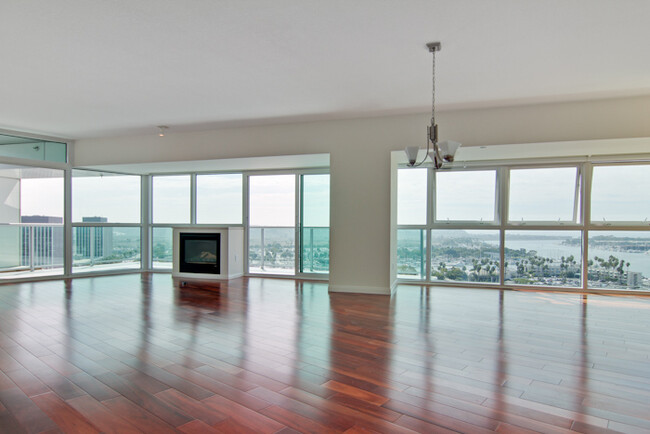 Photo - 13600 MARINA POINTE Dr Unidad 1709 Rental