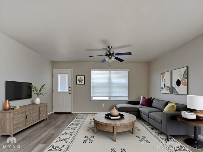 Photo - 3932 Asher Alley