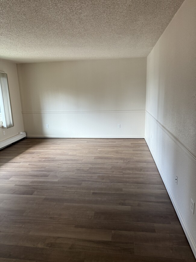 Photo - 100 B St Unit 9