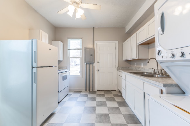 Photo - 6604 Ballard Ave