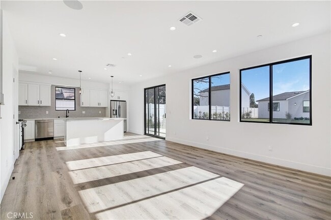 Photo - 13461 Bradley Ave