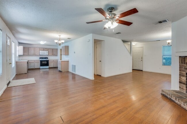 Photo - 5224 Royal Burgess Dr