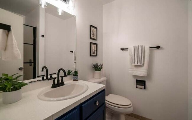 Photo - 6745 SW Scholls Ferry Rd Unit Charming 2 bedroom Condo