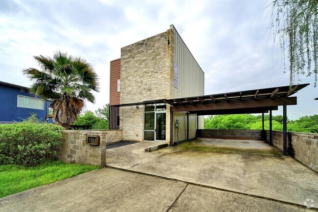 Building Photo - 5312 Agatha Cir Rental