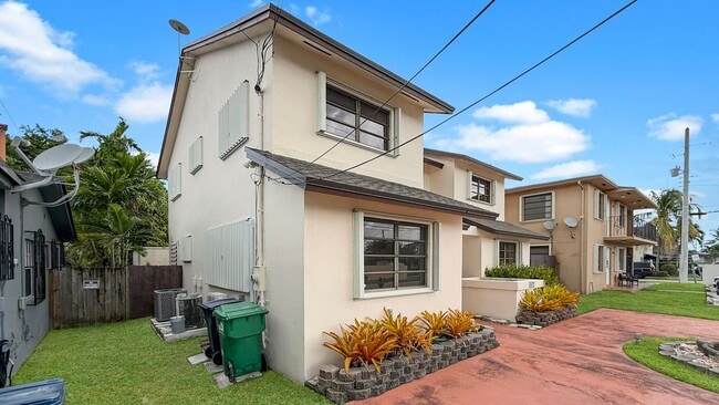 Photo - 8877 SW 36th St