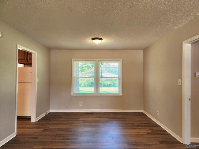 Photo - 227 Drake Ave SW